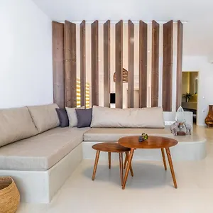 Ferienhaus Wave, An Idyllic Seafront By Nirousuites, Kokkini Hani
